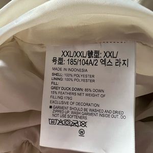 Womens Under Armour cream storm Coldgear coat. XXL NWT